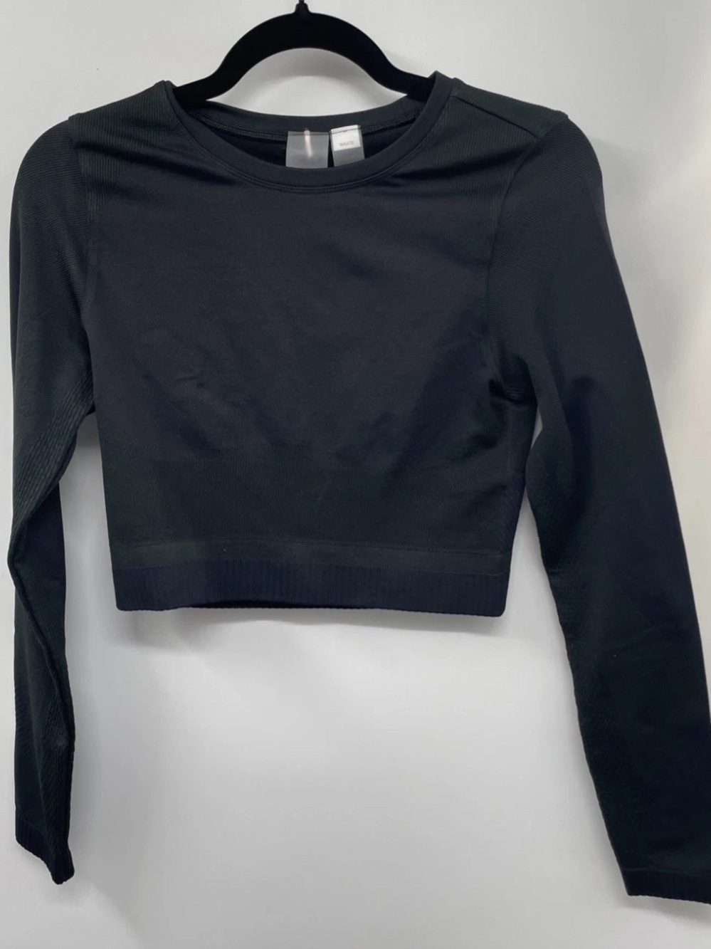 CALIA by Carrie Underwood Black Long Sleeve Crop Top - Powermove